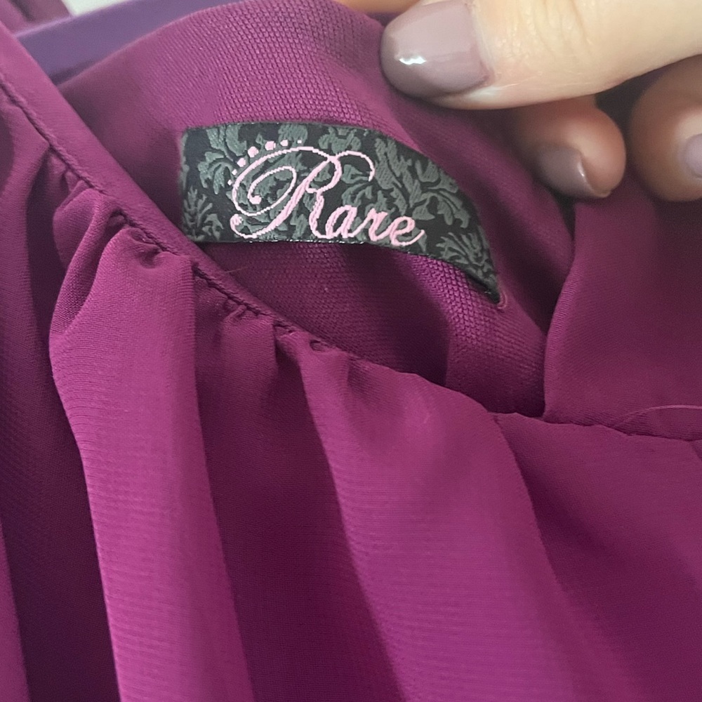 Rare Ruffled Shoulder Dress - Picture 2 of 4